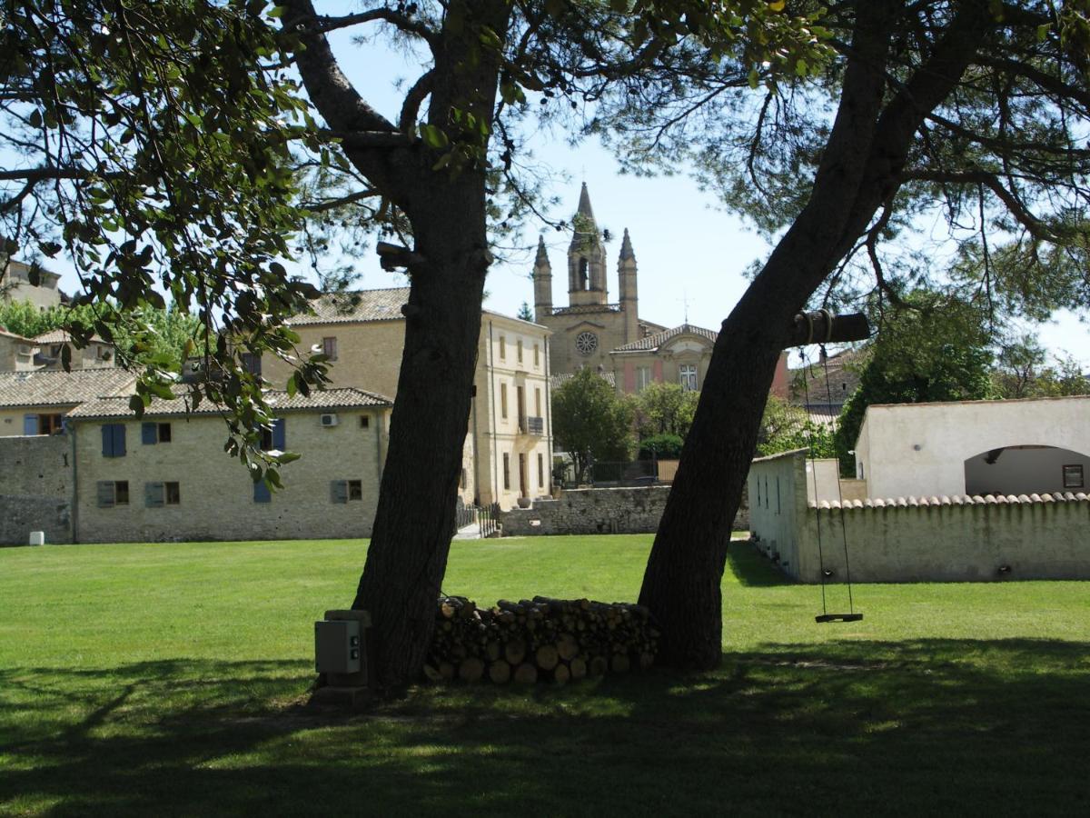 فندق Domaine Saint Martin Valliguieres المظهر الخارجي الصورة